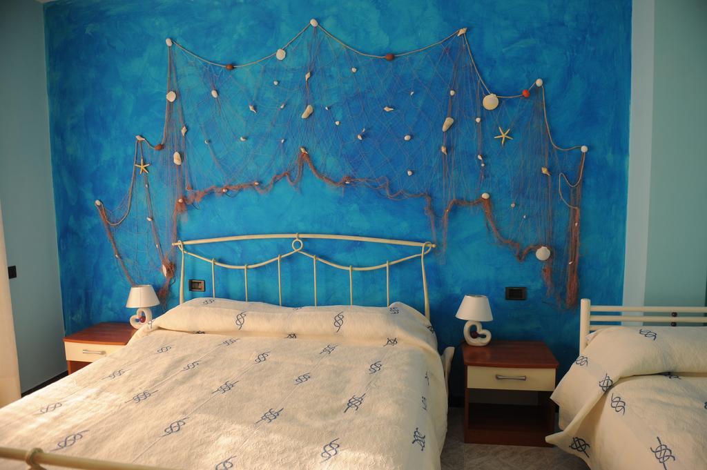 B&B Viale Delle Colline Салерно Стая снимка