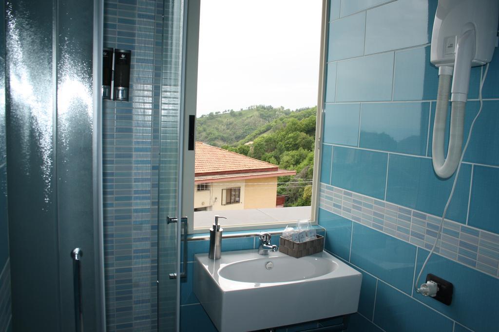 B&B Viale Delle Colline Салерно Екстериор снимка