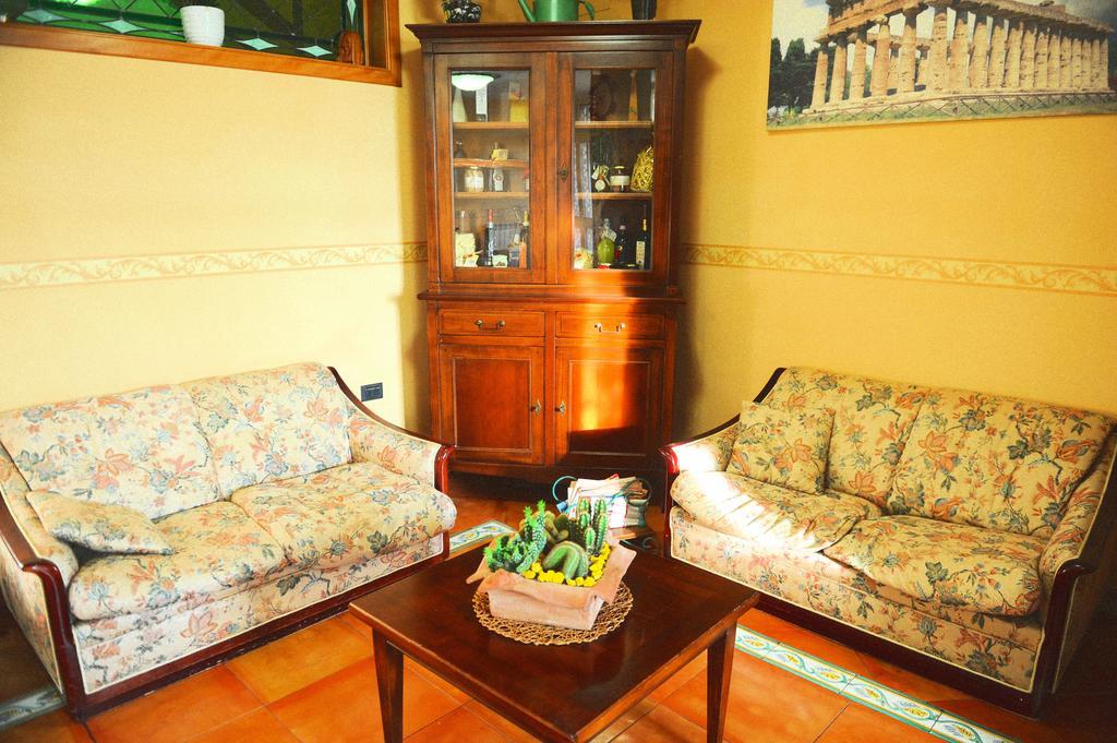 B&B Viale Delle Colline Салерно Екстериор снимка